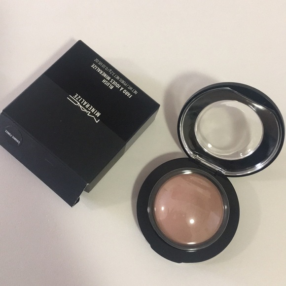 ... - Picture 5 of 5